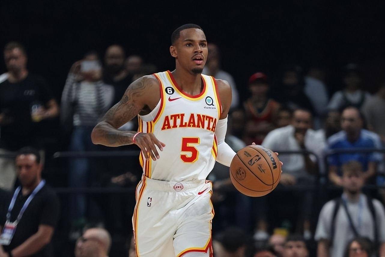 Rookie连续十场比赛得分超过重要助攻，老鹰不断突破！